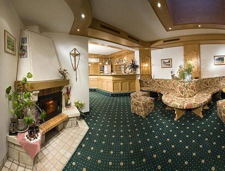 Hotel Persura Ischgl Exterior photo